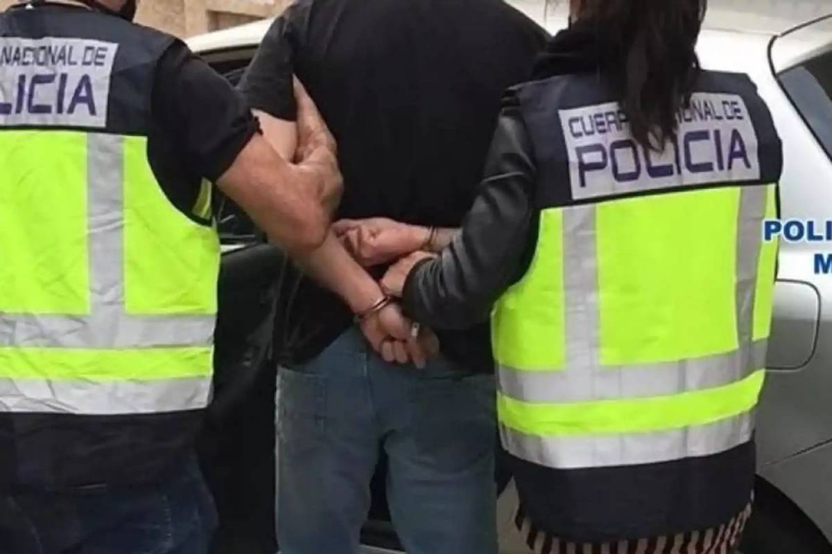 Three fugitives arrested