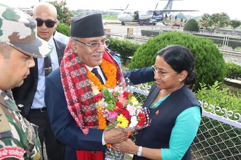 Prachanda's return from Chitwan delayed due to bad weather