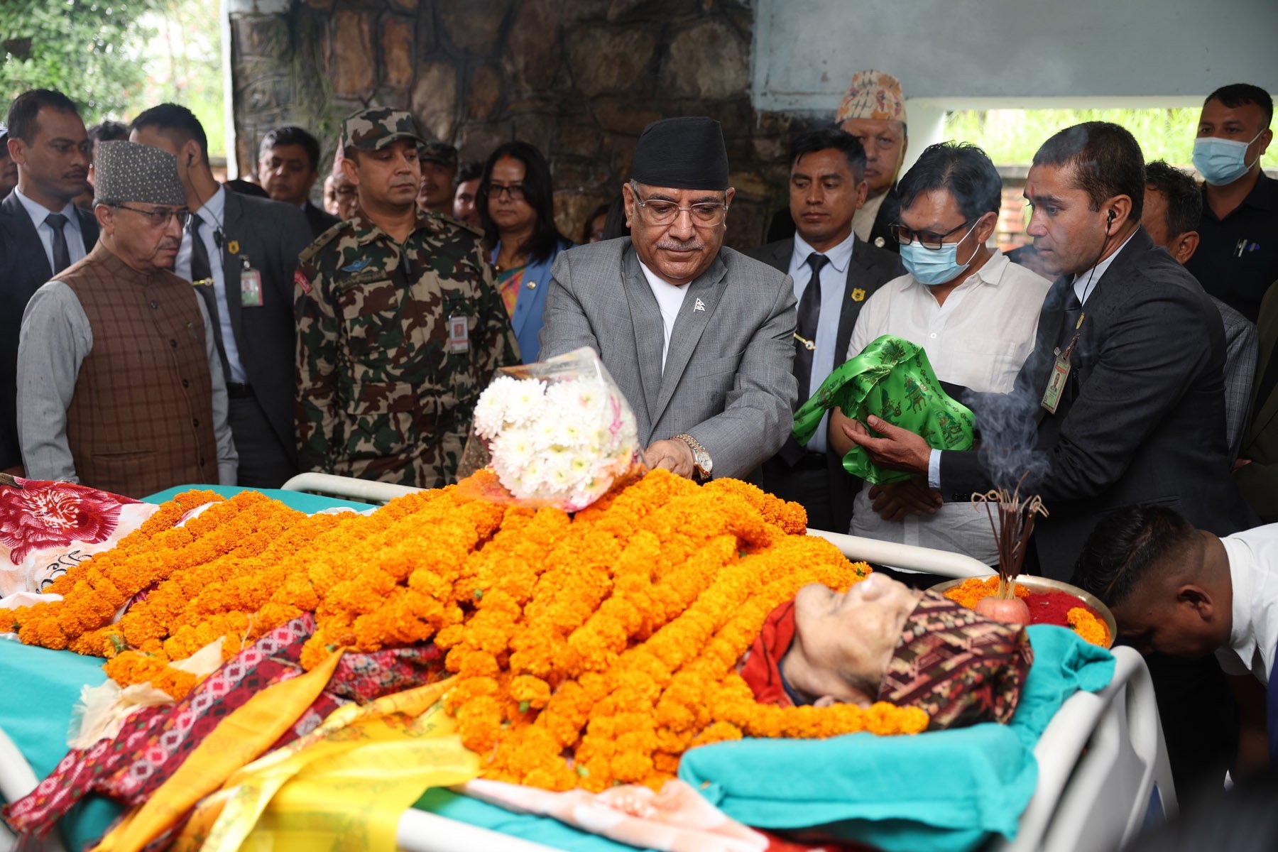 PM Dahal meets grieving Minister Kirati, pays tributes to his father