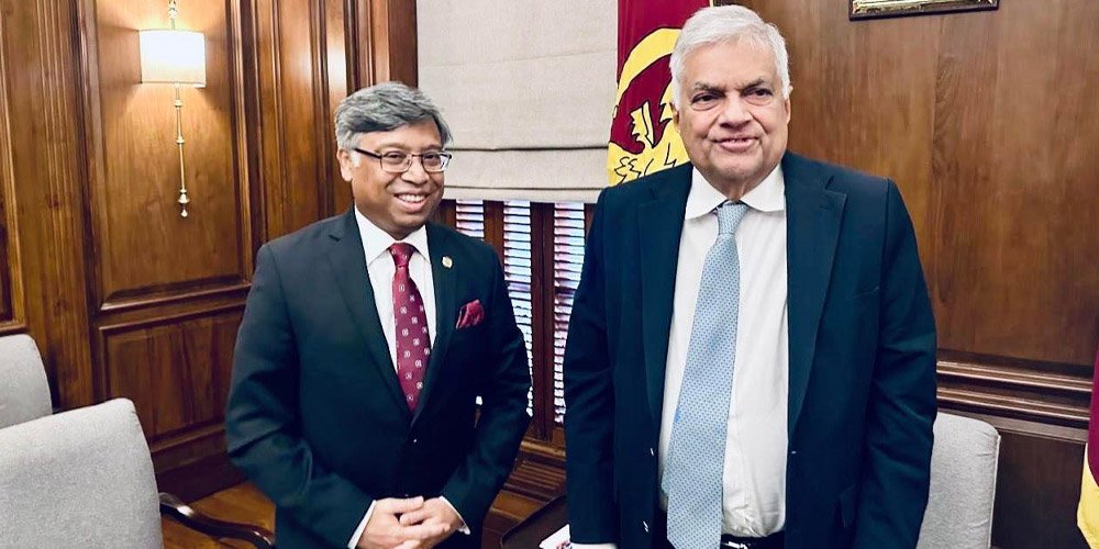 SAARC Secretary General calls on Sri Lankan President