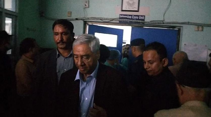 Deuba visits Trauma Centre to check on Yadav following attack