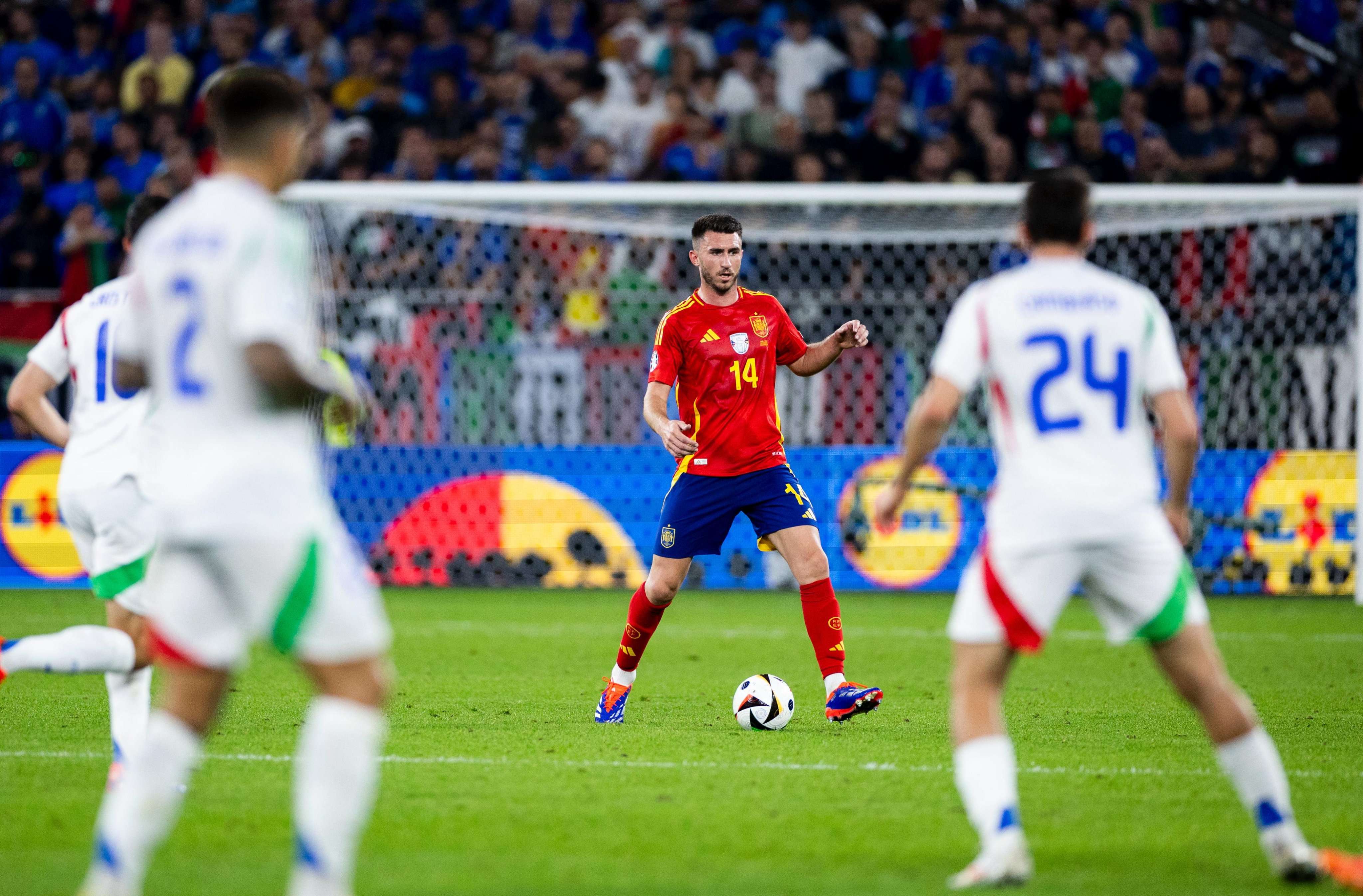 Spain qualify for knockout, wins against Italy