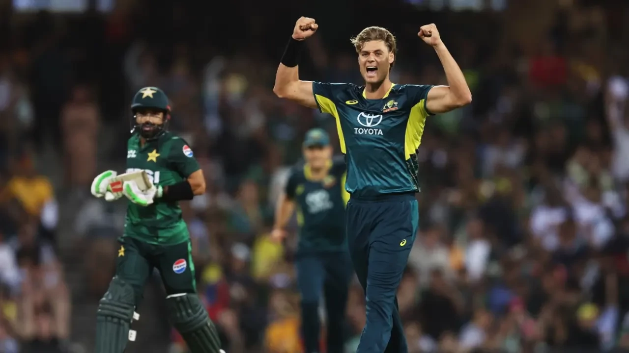 Johnson five-for headlines nervy win as Australia take series