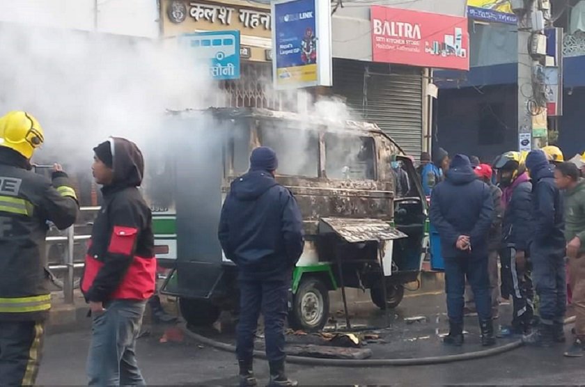 Three wheeler catches fire at Maitidevi