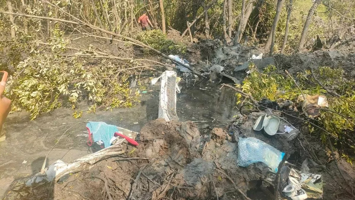 5 Chinese nationals dead in plane crash in Thailand