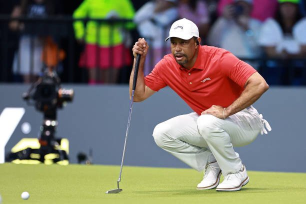 Tiger Woods has surgery after rupturing Achilles