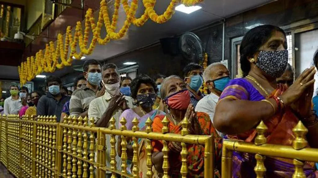 Six dead in India temple stampede