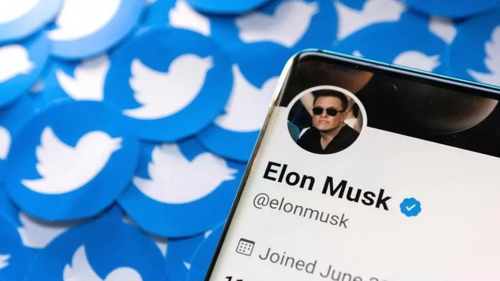 Twitter loses half ad revenue since Musk takeover
