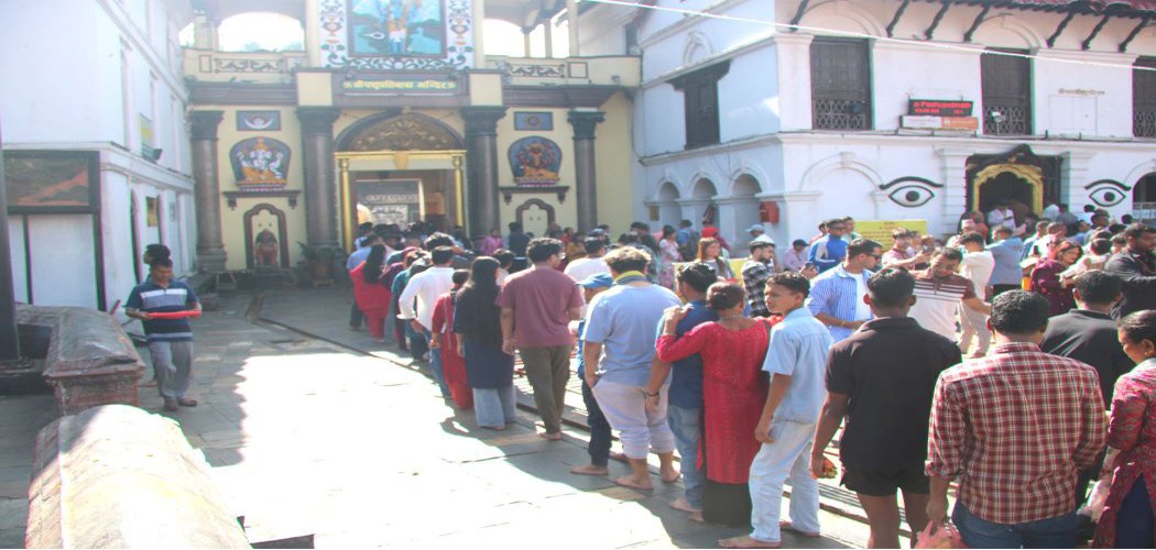 Devotees throng Goddess shrines on Ghatasthapana