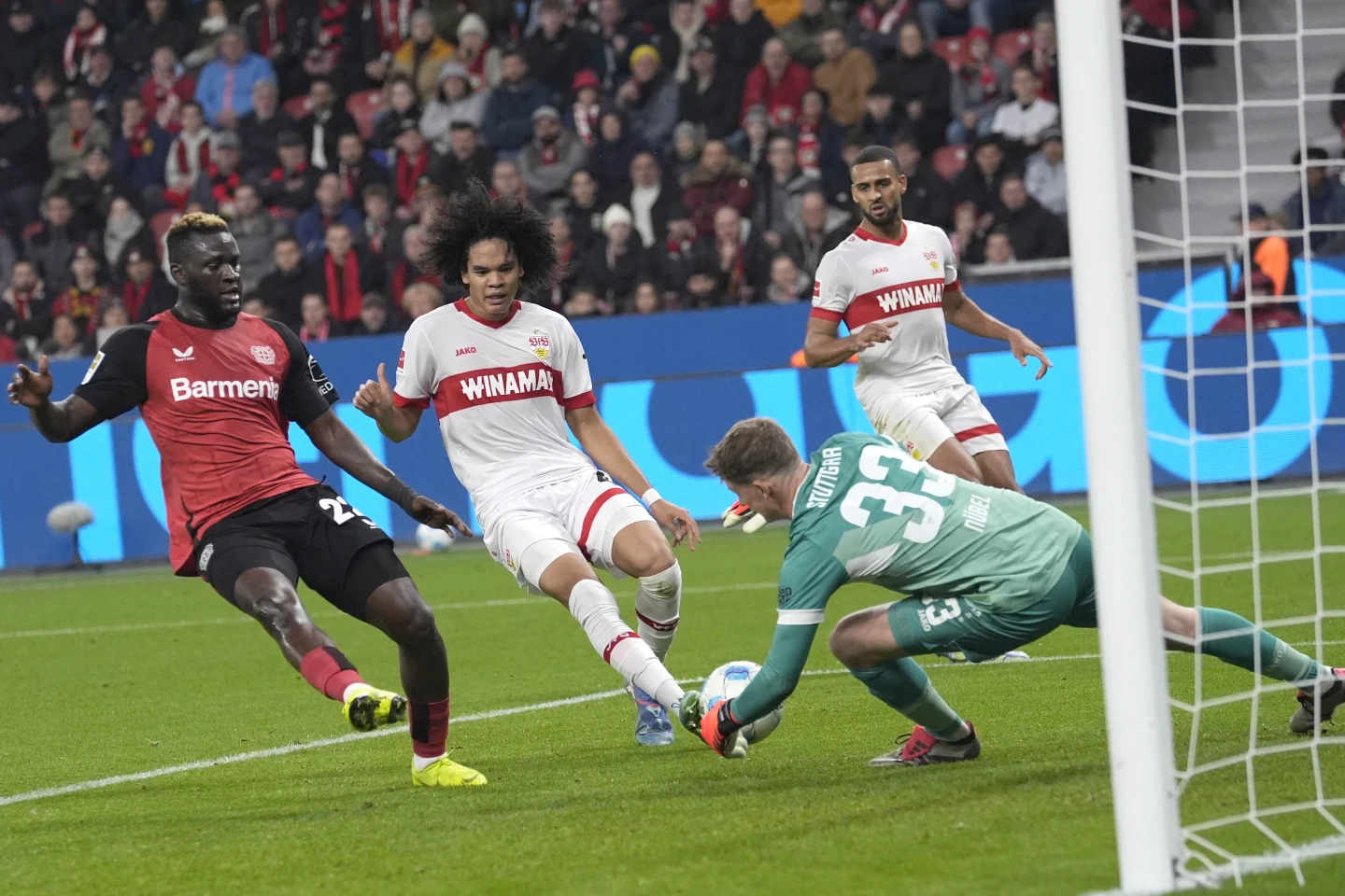 Bayer Leverkusen misses chances in a 0-0 with Stuttgart in Bundesliga